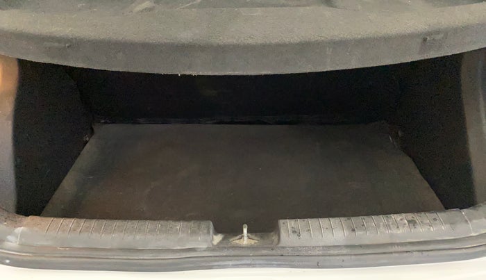 2014 Hyundai Elite i20 SPORTZ 1.2, Petrol, Manual, 68,233 km, Boot Inside