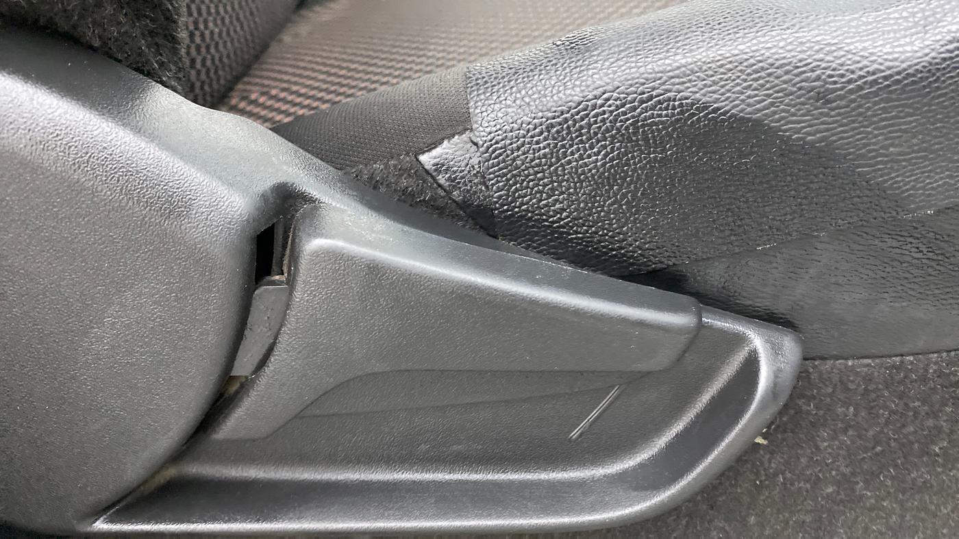 2019 Maruti S PRESSO VXI, Petrol, Manual, 62,284 km, Driver Side Adjustment Panel
