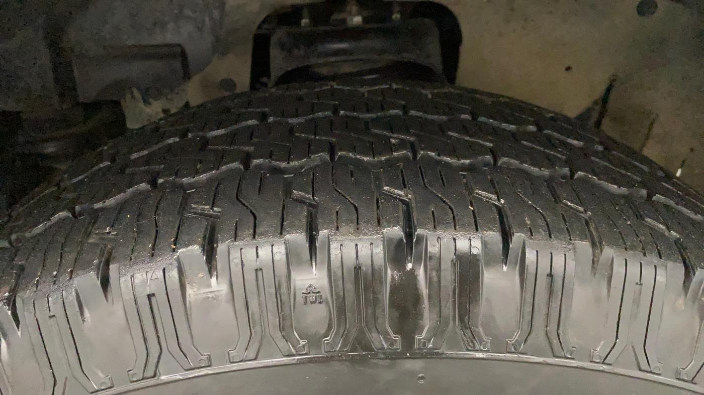 2021 Mahindra Thar LX HARD TOP 4WD MT, Diesel, Manual, 97,279 km, Left Front Tyre Tread