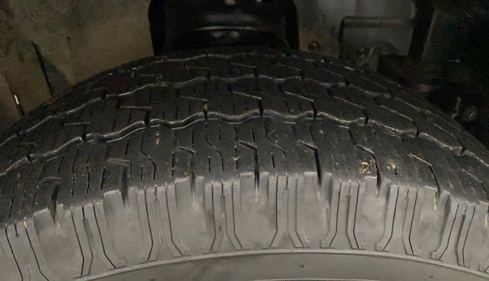 2021 Mahindra Thar LX HARD TOP 4WD MT, Diesel, Manual, 97,279 km, Right Front Tyre Tread