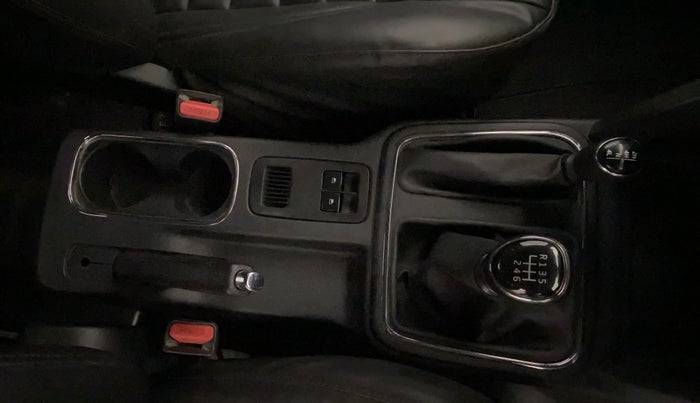 2021 Mahindra Thar LX HARD TOP 4WD MT, Diesel, Manual, 97,279 km, Gear Lever