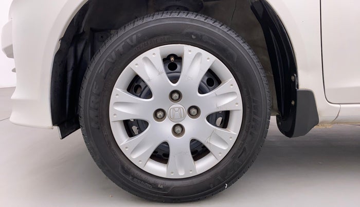 2015 Honda Amaze 1.2 SMT I VTEC, Petrol, Manual, 1,00,053 km, Left Front Wheel