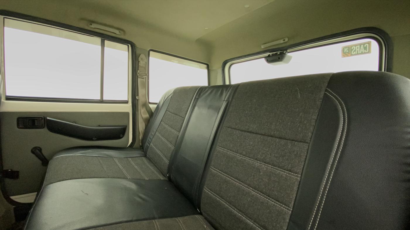 2022 Mahindra Bolero B4, Diesel, Manual, 60,148 km, Right Side Rear Door Cabin