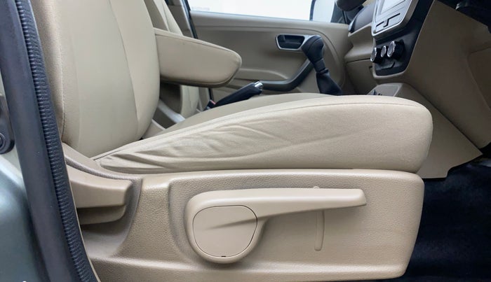 2022 Mahindra BOLERO NEO N 10, Diesel, Manual, 26,000 km, Driver Side Adjustment Panel