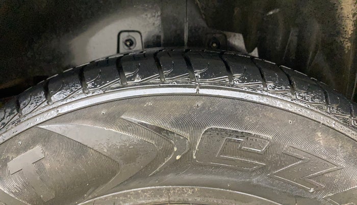 2022 Mahindra BOLERO NEO N 10, Diesel, Manual, 26,000 km, Left Rear Tyre Tread