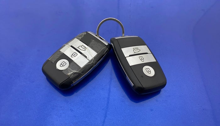 2020 KIA SELTOS HTK PLUS 1.5, Petrol, Manual, 59,498 km, Key Close Up