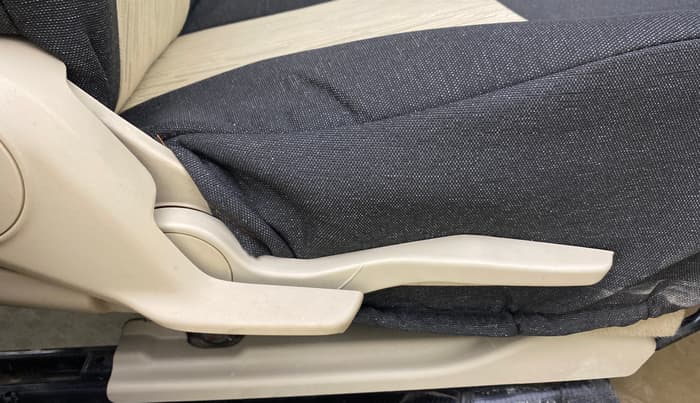 2019 Maruti Dzire VXI, Petrol, Manual, 57,255 km, Driver Side Adjustment Panel