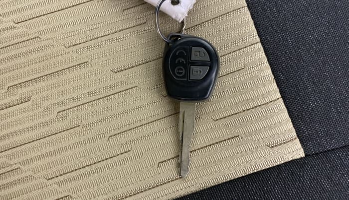 2019 Maruti Dzire VXI, Petrol, Manual, 57,255 km, Key Close Up