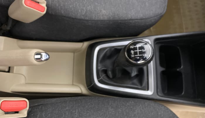 2019 Maruti Dzire VXI, Petrol, Manual, 57,255 km, Gear Lever