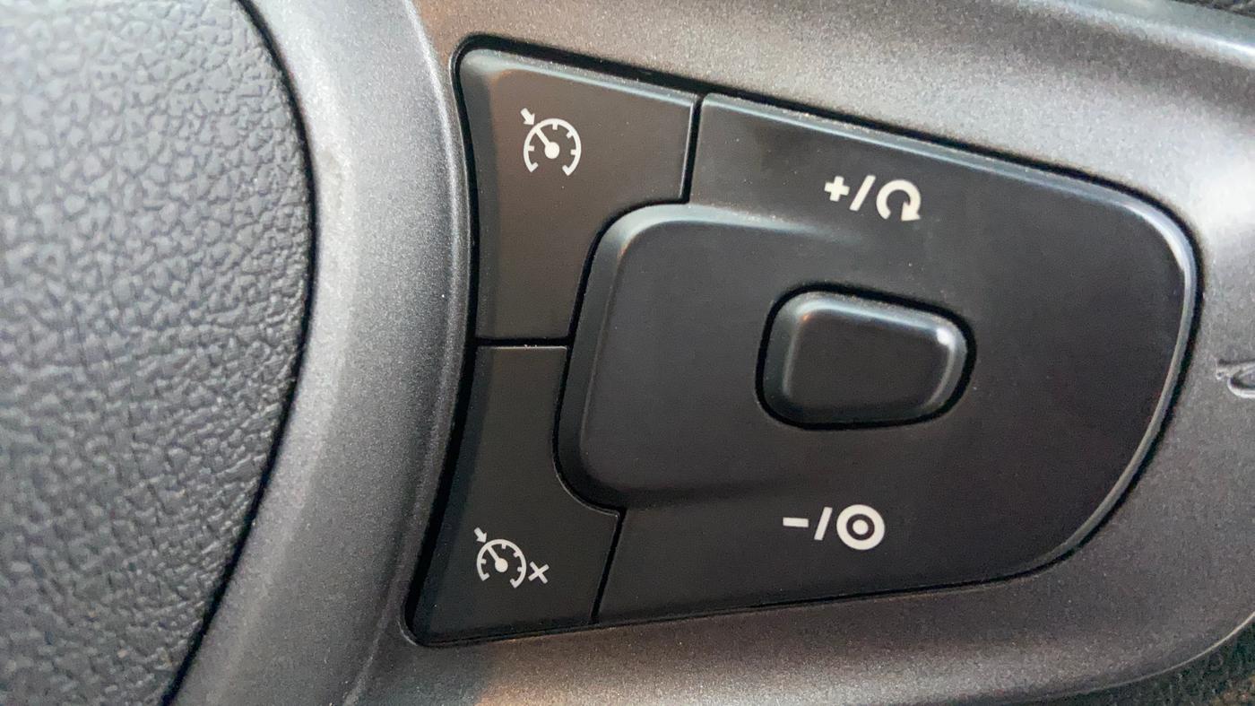 2024 Tata ALTROZ XM PLUS PETROL, Petrol, Manual, 8,236 km, Adaptive Cruise Control