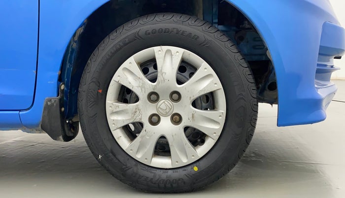 2013 Honda Brio S MT, Petrol, Manual, 76,756 km, Right Front Wheel