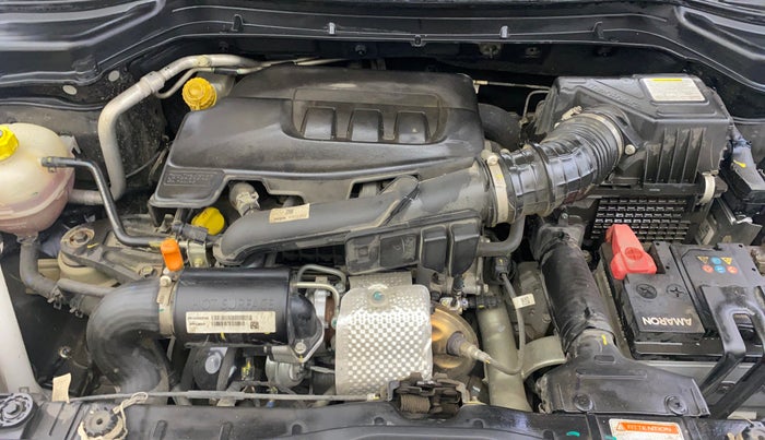 2023 Mahindra XUV300 W8 (O) 1.2 PETROL AMT, Petrol, Automatic, 23,516 km, Engine View