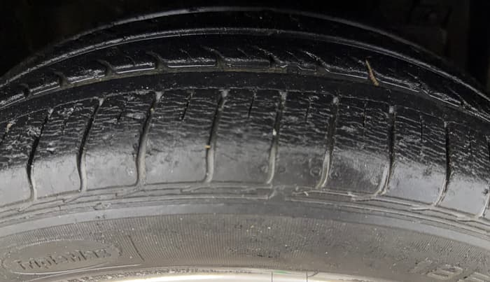 2015 Maruti Ertiga ZXI+, Petrol, Manual, 18,842 km, Right Front Tyre Tread