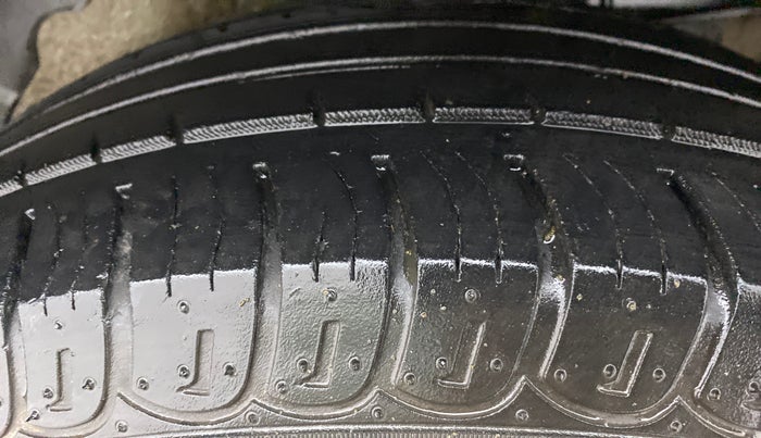 2019 Mahindra XUV500 W9 AT, Diesel, Automatic, 34,625 km, Left Rear Tyre Tread