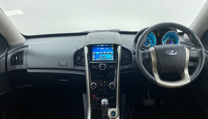 2019 Mahindra XUV500 W9 AT, Diesel, Automatic, 34,625 km, Dashboard
