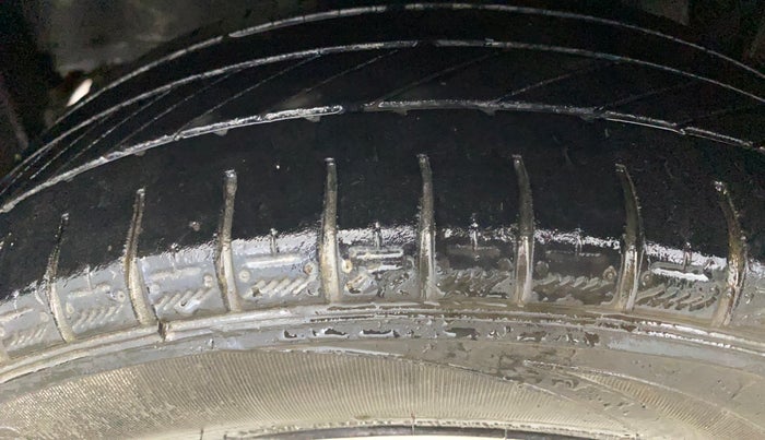 2014 Honda Amaze 1.2L I-VTEC S, Petrol, Manual, 94,432 km, Left Front Tyre Tread