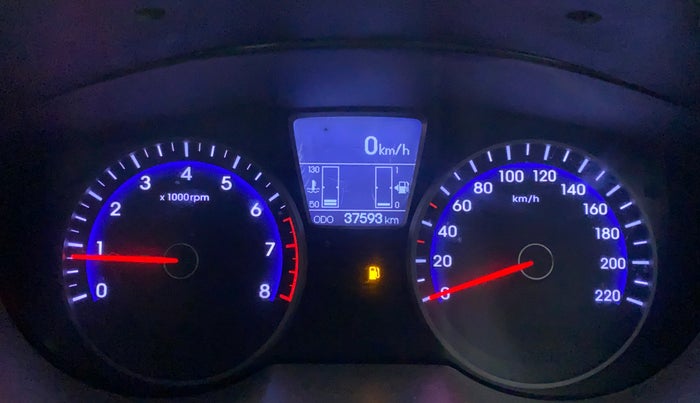 2014 Hyundai i20 ASTA 1.2, Petrol, Manual, 37,645 km, Odometer Image