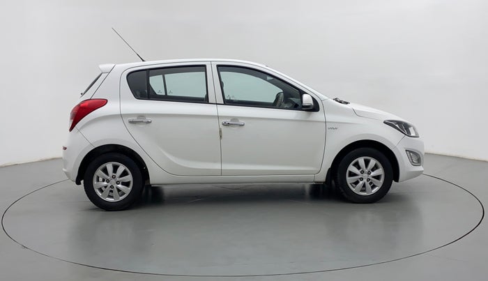 2014 Hyundai i20 ASTA 1.2, Petrol, Manual, 37,645 km, Right Side