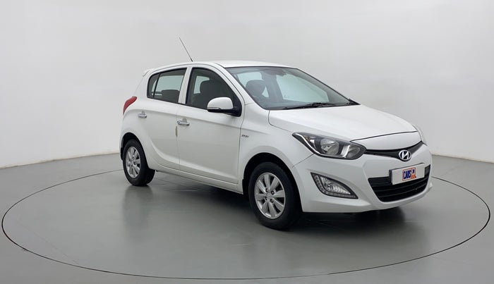 2014 Hyundai i20 ASTA 1.2, Petrol, Manual, 37,645 km, Right Front Diagonal