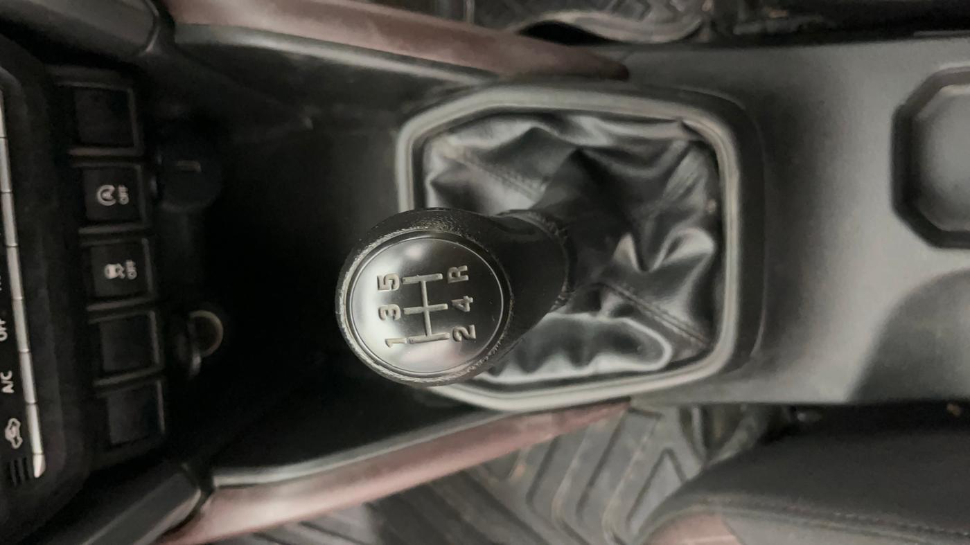 2024 Maruti Grand Vitara DELTA SMART HYBRID, Petrol, Manual, 48,030 km, Gear Lever