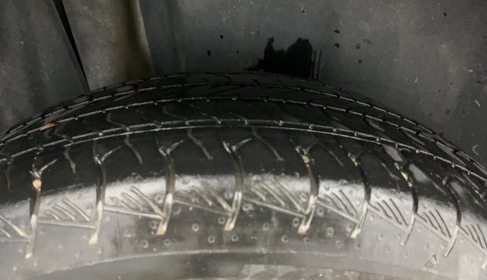 2024 Maruti Grand Vitara DELTA SMART HYBRID, Petrol, Manual, 47,995 km, Right Rear Tyre Tread