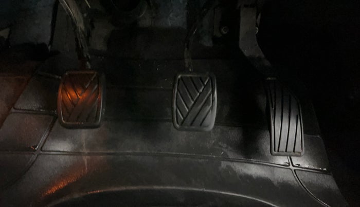 2024 Maruti Grand Vitara DELTA SMART HYBRID, Petrol, Manual, 47,995 km, Pedals