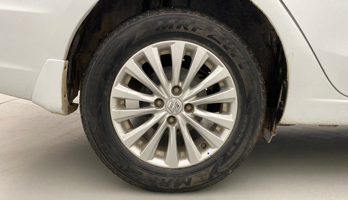 2015 Maruti Ciaz ZXI, Petrol, Manual, 45,748 km, Right Rear Wheel
