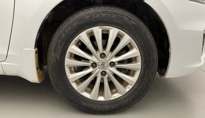 2015 Maruti Ciaz ZXI, Petrol, Manual, 45,748 km, Right Front Wheel
