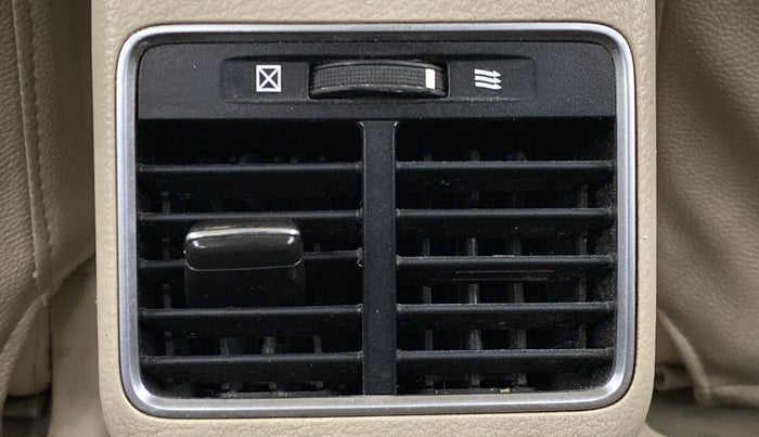 2015 Maruti Ciaz ZXI, Petrol, Manual, 45,748 km, Rear AC Vents