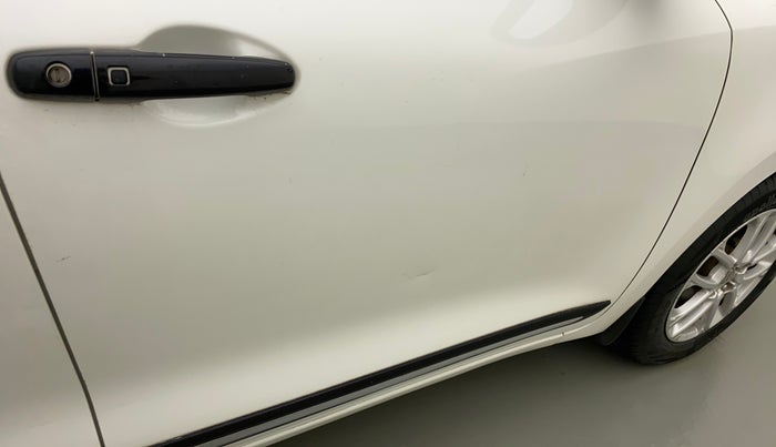 2019 Maruti Swift ZXI AMT, Petrol, Automatic, 22,388 km, Driver-side door - Minor scratches