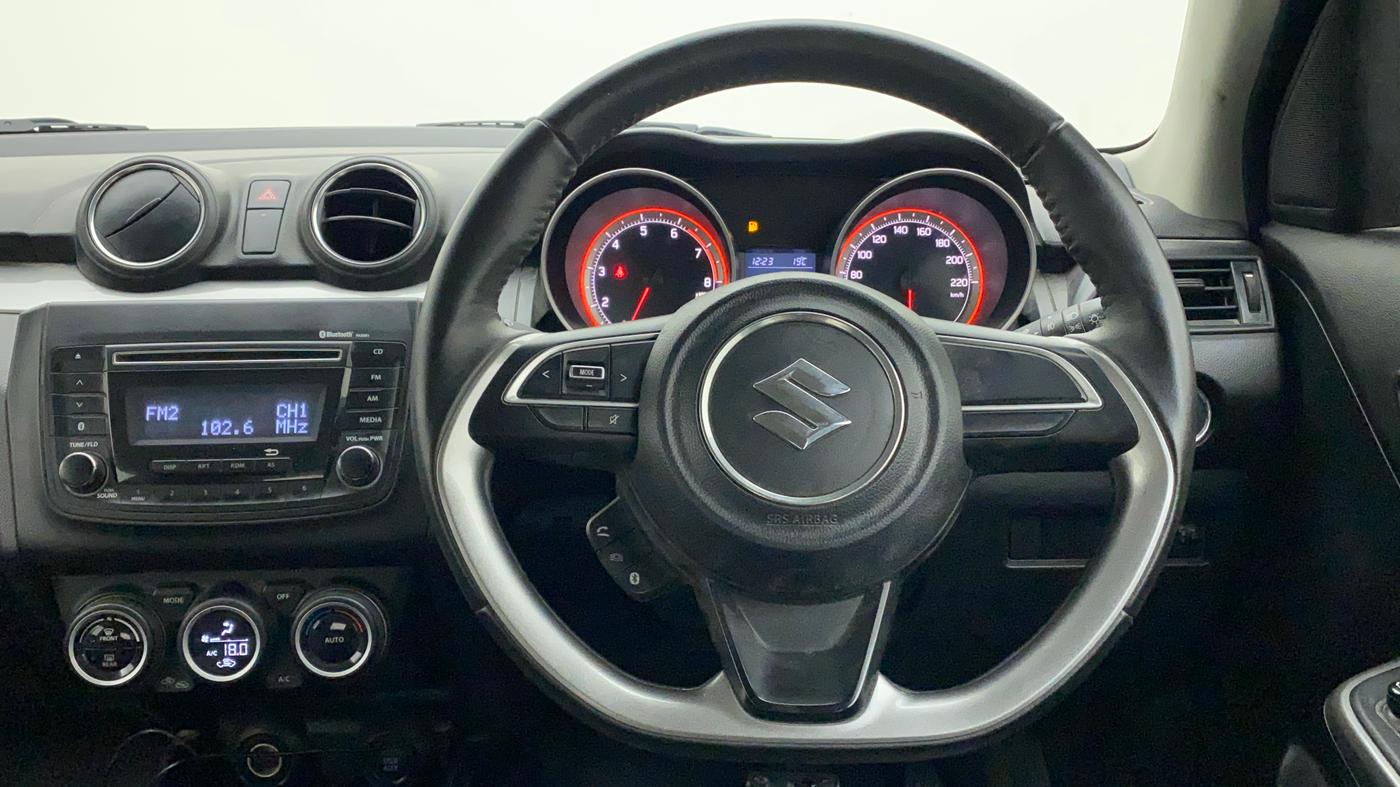 2019 Maruti Swift ZXI AMT, Petrol, Automatic, 22,388 km, Steering Wheel Close Up