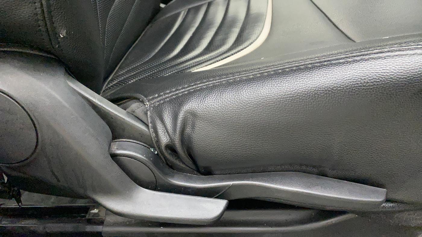 2019 Maruti Swift ZXI AMT, Petrol, Automatic, 22,388 km, Driver Side Adjustment Panel