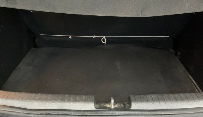 2015 Hyundai Elite i20 SPORTZ 1.2, Petrol, Manual, 70,461 km, Boot Inside