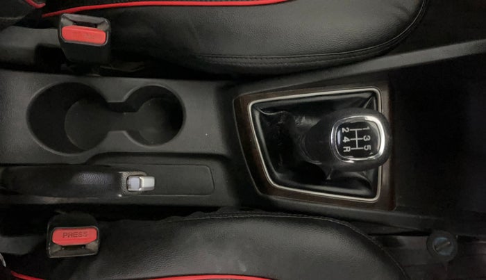 2015 Hyundai Elite i20 SPORTZ 1.2, Petrol, Manual, 70,461 km, Gear Lever