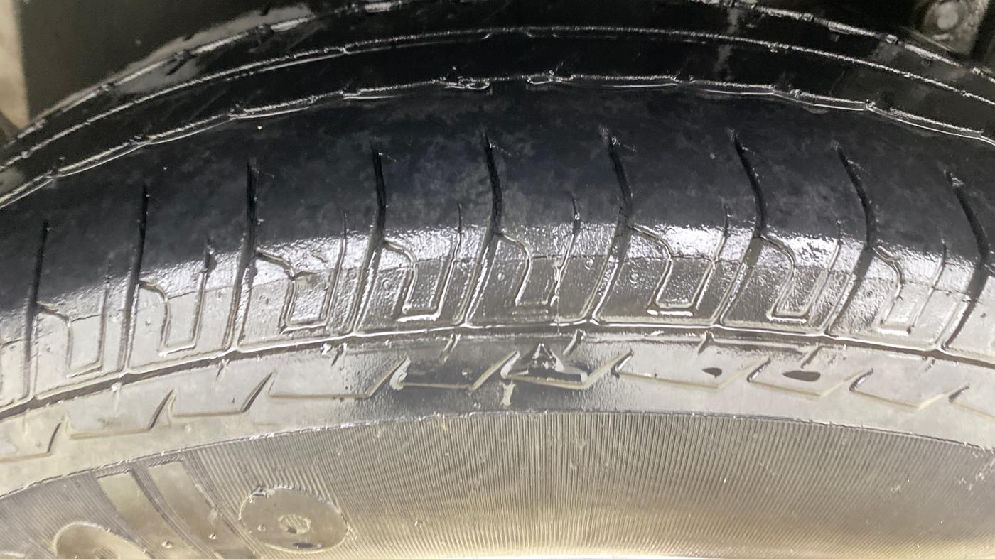 2017 Maruti Swift VXI, Petrol, Manual, 45,756 km, Left Rear Tyre Tread