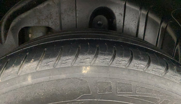 2019 Mahindra XUV300 W8 1.5 DIESEL, Diesel, Manual, 84,079 km, Left Rear Tyre Tread