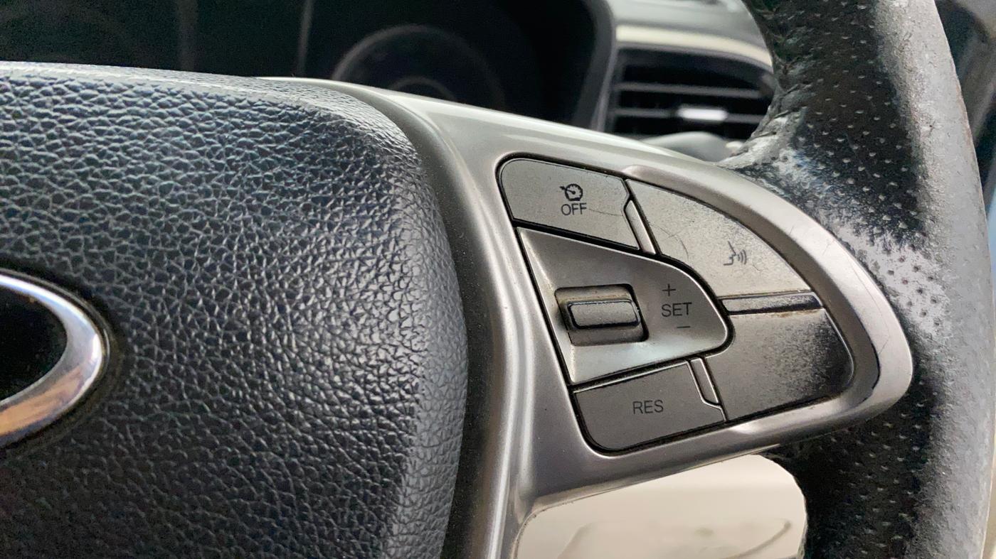 2019 Mahindra XUV300 W8 1.5 DIESEL, Diesel, Manual, 84,136 km, Adaptive Cruise Control