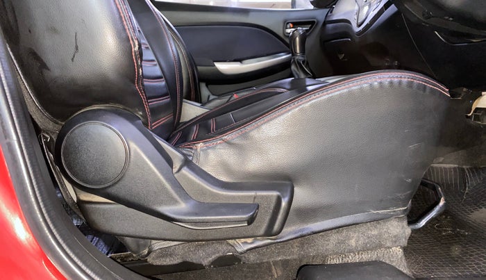 2019 Maruti Baleno DELTA DIESEL 1.3, Diesel, Manual, 93,790 km, Driver Side Adjustment Panel