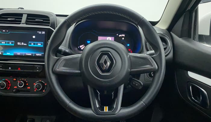 2022 Renault Kwid CLIMBER 1.0 AMT (O) DUAL TONE, Petrol, Automatic, 4,777 km, Steering Wheel Close Up
