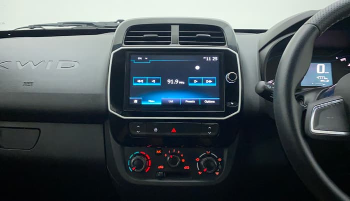 2022 Renault Kwid CLIMBER 1.0 AMT (O) DUAL TONE, Petrol, Automatic, 4,777 km, Air Conditioner