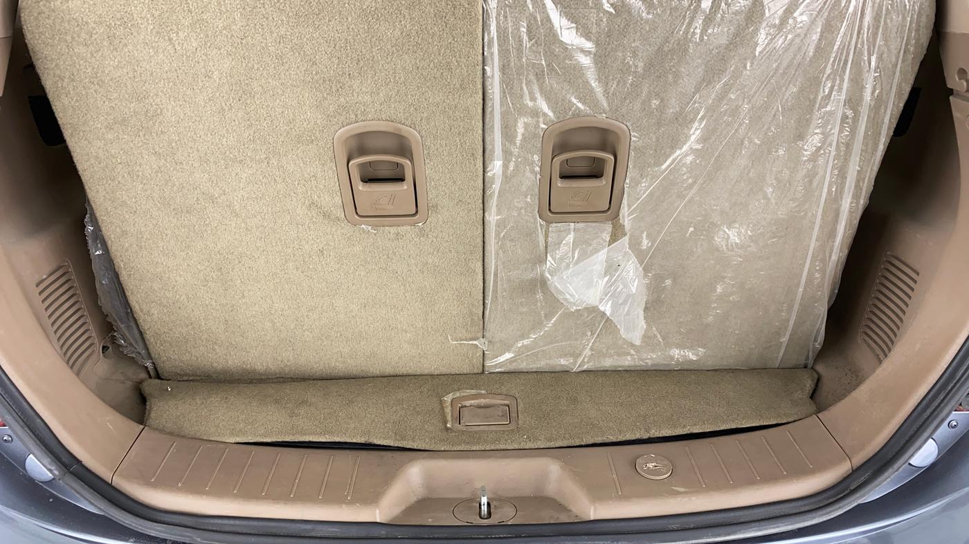 2015 Mahindra XUV500 W4, Diesel, Manual, 65,008 km, Boot Inside