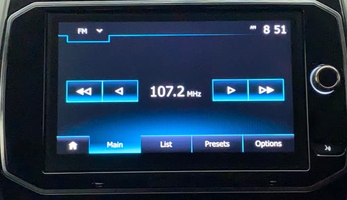2022 Renault Kwid RXT 1.0 AMT (O), Petrol, Automatic, 2,063 km, Infotainment System