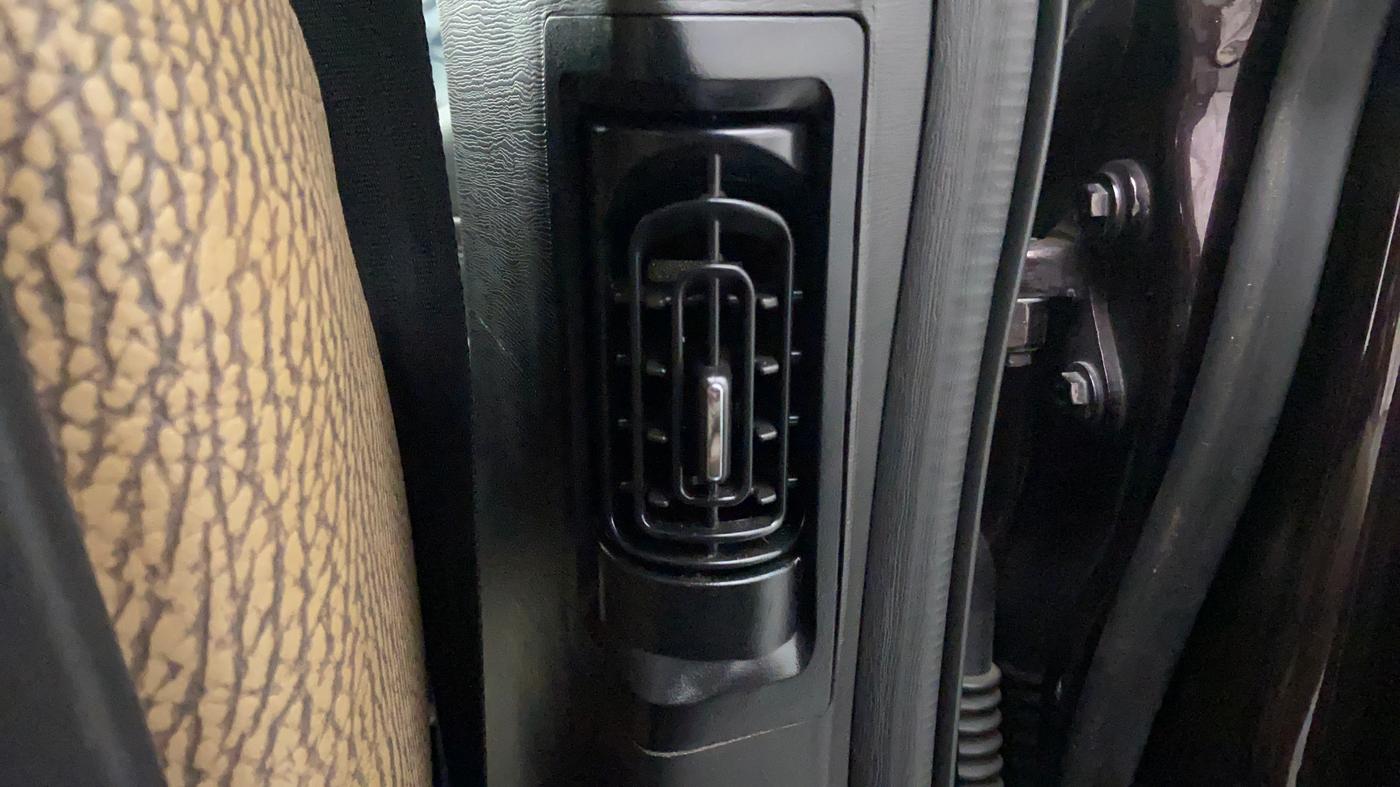 2019 Mahindra XUV500 W11 (O) AT, Diesel, Automatic, 37,939 km, Rear AC Vents