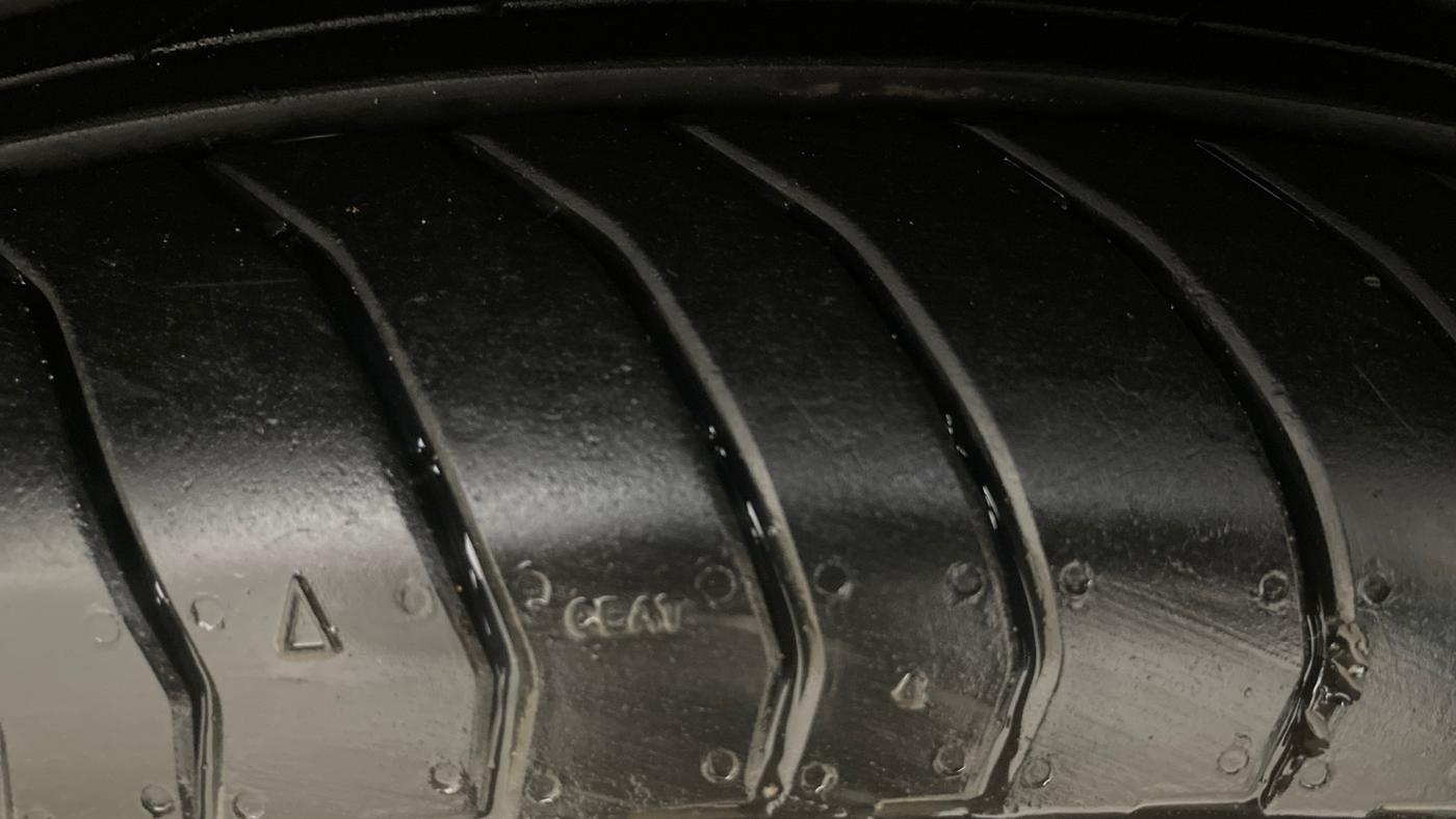 2022 Volkswagen TAIGUN TOPLINE 1.0 TSI MT, Petrol, Manual, 1,27,393 km, Left Front Tyre Tread