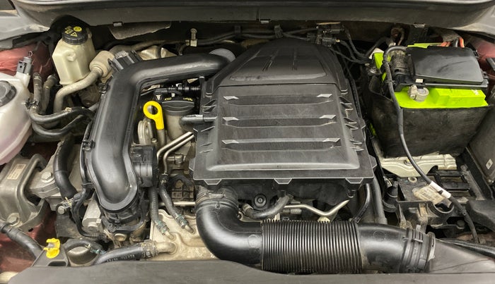 2022 Volkswagen TAIGUN TOPLINE 1.0 TSI MT, Petrol, Manual, 1,27,393 km, Engine View