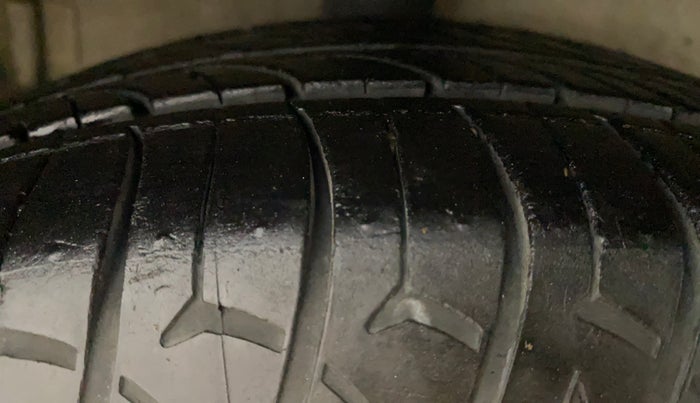 2018 Maruti Celerio VXI CNG, CNG, Manual, 90,082 km, Right Rear Tyre Tread