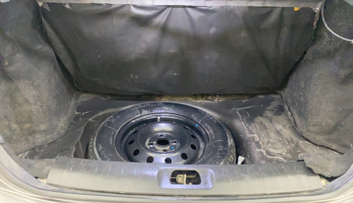 2014 Maruti Swift Dzire VXI AT, Petrol, Automatic, 97,002 km, Boot Inside