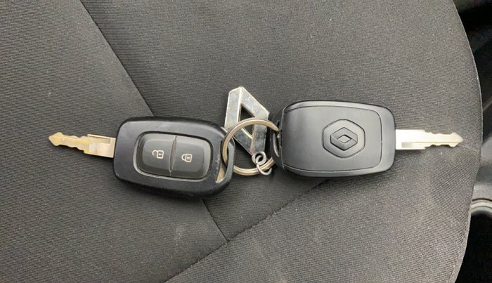 2018 Renault Kwid RXT 1.0 AMT, Petrol, Automatic, 28,606 km, Key Close Up