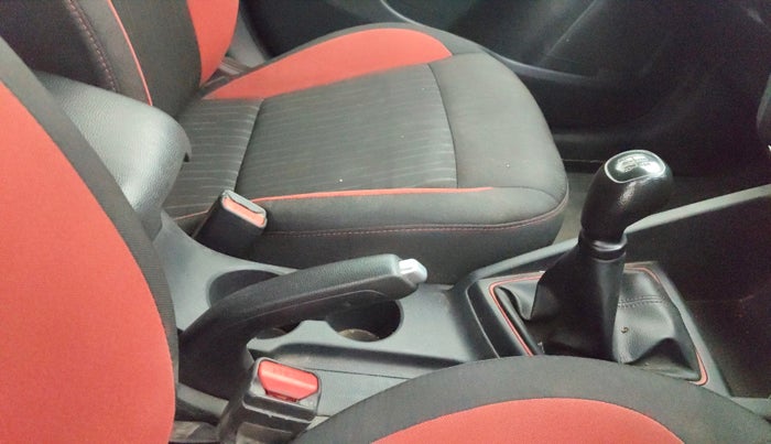 2018 Hyundai Elite i20 ASTA 1.2 DUAL TONE, Petrol, Manual, 53,566 km, Gear Lever