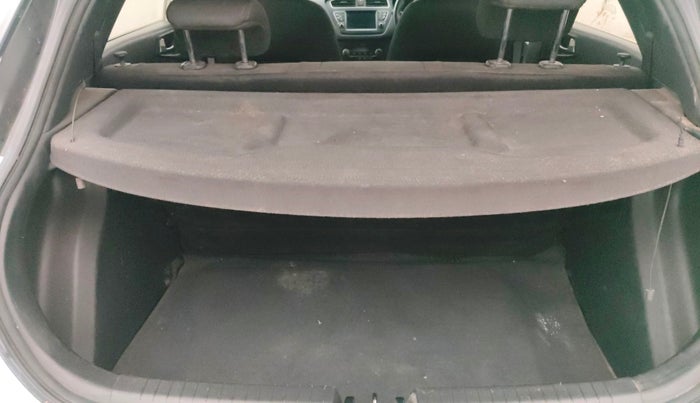 2018 Hyundai Elite i20 ASTA 1.2 DUAL TONE, Petrol, Manual, 53,566 km, Boot Inside